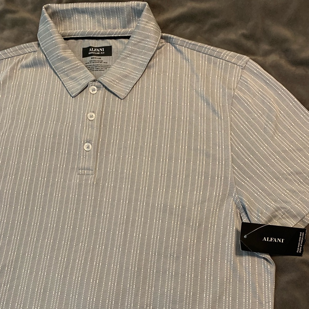 Men’s Alfani regular fit medium t shirt